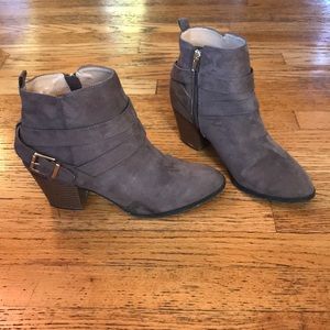 Ankle boots